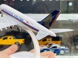  Mô hình máy bay Singapore Airline Airbus A380 20cm MB20017 