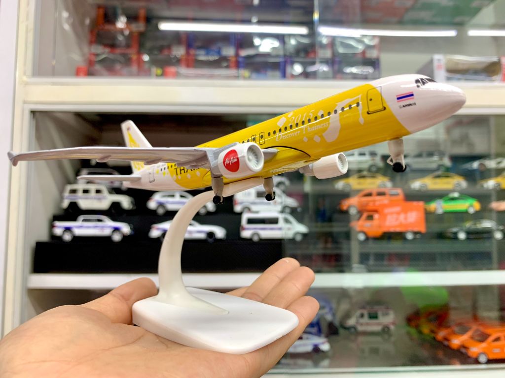 Mô hình máy bay Thai Lan Amazing 2015 Airbus A320 20cm MB20024