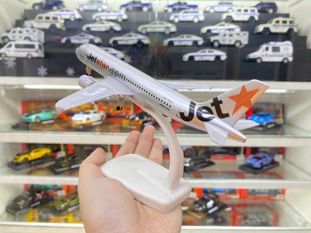 Mô hình máy bay Jetstar Pacific Airbus A320 20cm MB20026
