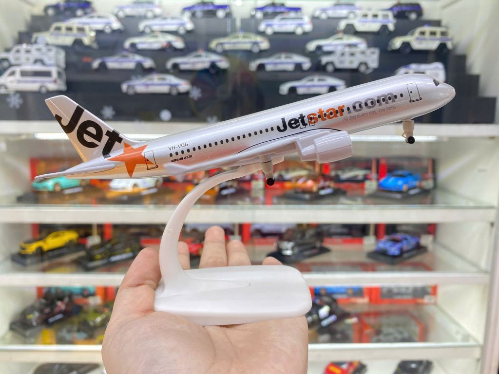 Mô hình máy bay Jetstar Pacific Airbus A320 20cm MB20026