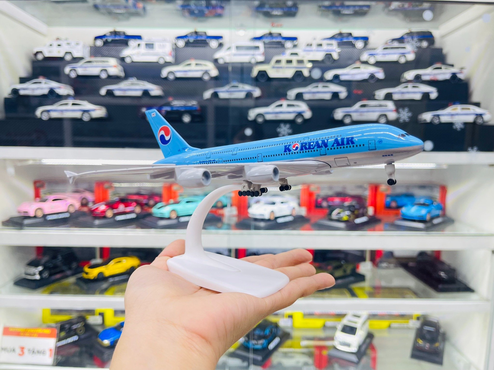  Mô hình máy bay Korean Airlines Blue Airbus A380 20cm MB20027 