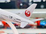  Mô hình máy bay Japan Airlines Boeing B787 20cm Everfly MB20033 