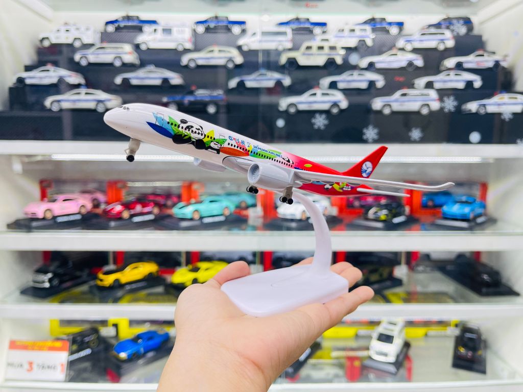 Mô hình máy bay China Sichuan Airlines Airbus A350 có bánh xe 20cm MB20039