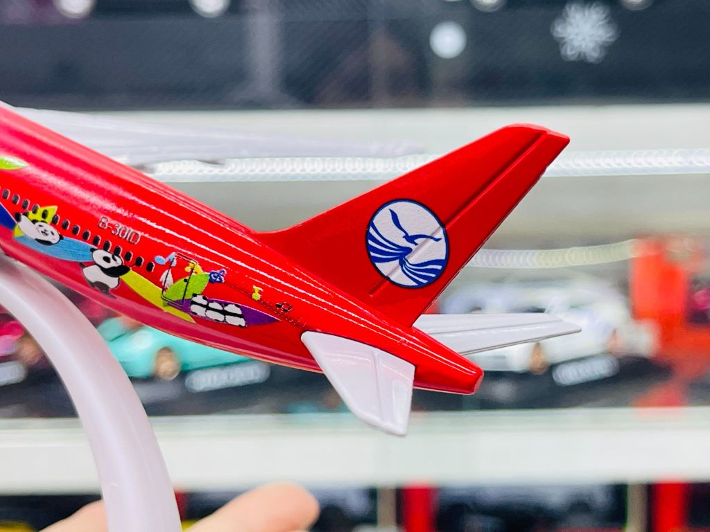 Mô hình máy bay China Sichuan Airlines Airbus A350 có bánh xe 20cm MB20039