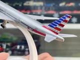  Mô hình máy bay American Airlines Boeing B777 có bánh xe 20cm MB20063 