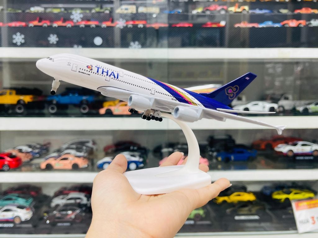 Mô hình máy bay bằng kim loại Thái Lan Thai Airways Airbus A380 20cm MB20070