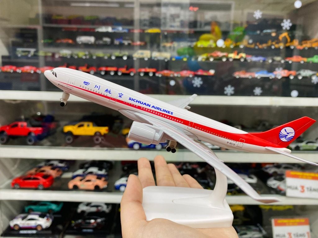 Mô hình máy bay Hãng Hàng Không Tứ Xuyên Airbus Sichuan A330 có bánh xe 20cm MB20073