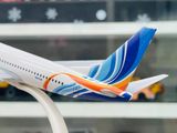 Mô hình máy bay Fly Dubai Airlines Boeing B737 kích thước 20cm MB20083 