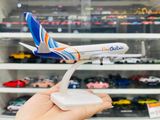  Mô hình máy bay Fly Dubai Airlines Boeing B737 kích thước 20cm MB20083 