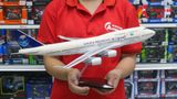  Mô hình máy bay Saudi Arabia Boeing B747-400 Ả Rập 47cm 1:150 có đèn led tự động theo tiếng vỗ tay hoặc chạm MB47018 