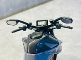  Mô hình xe KTM 1290 Super Duke R có đế tỉ lệ 1:12 CCA MT12006 