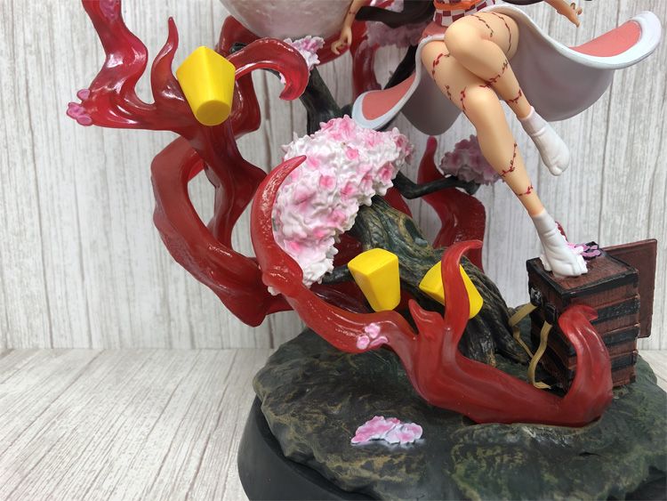  Mô hình nhân vật Demon Slayer Kimetsu No Yaiba Kamado Nezuko 31cm FG254 