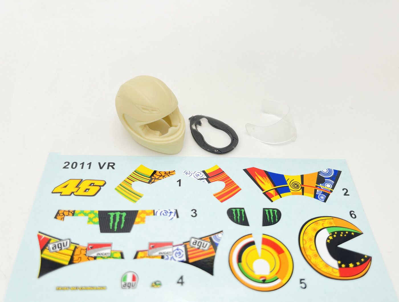  Mô hình nón AGV kit tỉ lệ 1:12 7985 