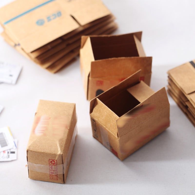  Combo 5 mô hình thùng giấy carton gói hàng TẶNG băng keo và bill trang trí showroom, diorama DE017 