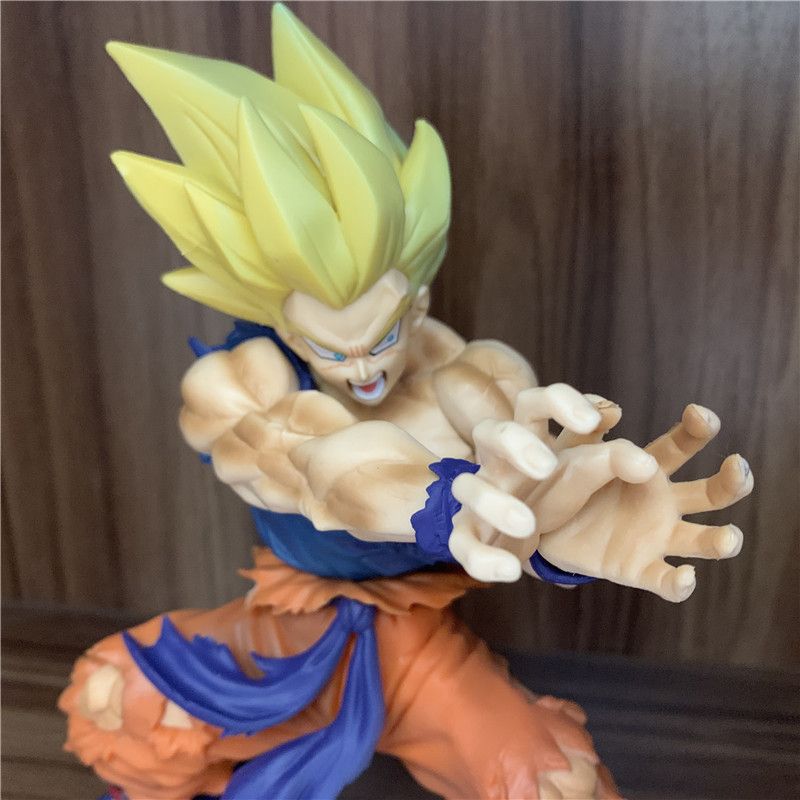  Mô hình nhân vật Dragonball Songoku Super Saiyan Kameha 22cm FG180 