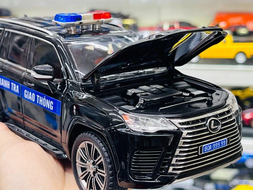 Mô hình xe ô tô độ TTGT Lexus LX600 full open có đèn tỉ lệ 1:24 Chimei Autono1 OT201 - Có đèn