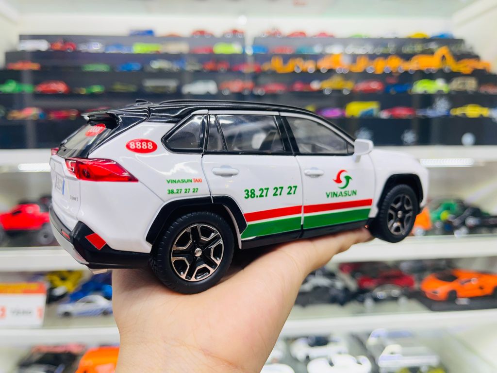 Mô hình xe độ dịch vụ taxi Toyota RAV4 Vinasun tỉ lệ 1:24 Alloy Autono1 OT549