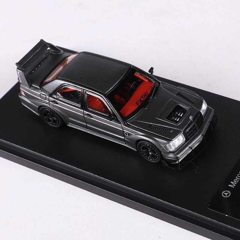  Mô hình xe Mercedes-Benz 190E W201 Evo II có hộp mica tỉ lệ 1:64 Rhino Model RM64-190E-2 