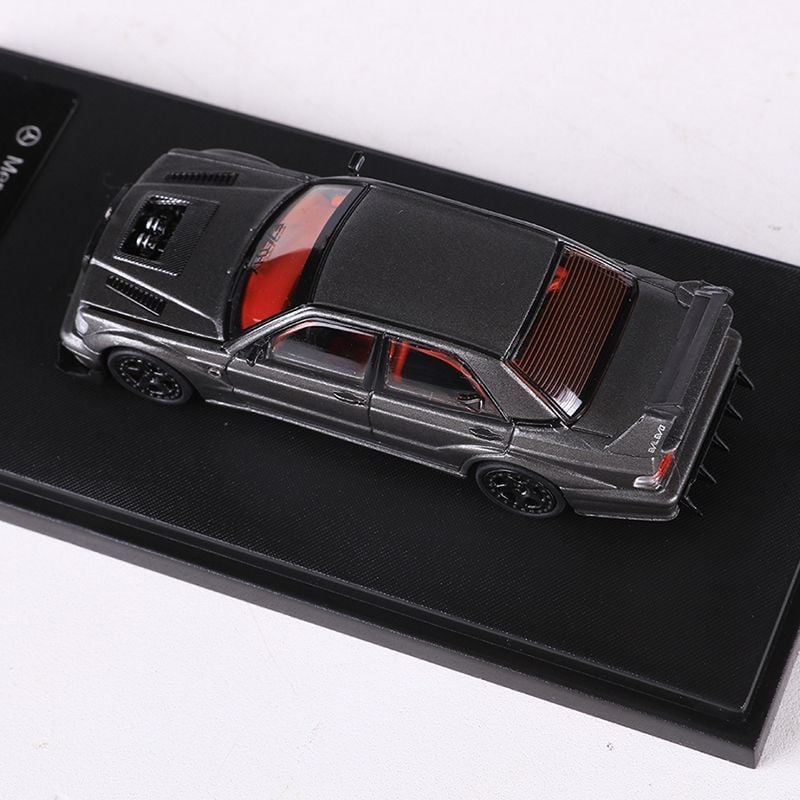  Mô hình xe Mercedes-Benz 190E W201 Evo II có hộp mica tỉ lệ 1:64 Rhino Model RM64-190E-2 