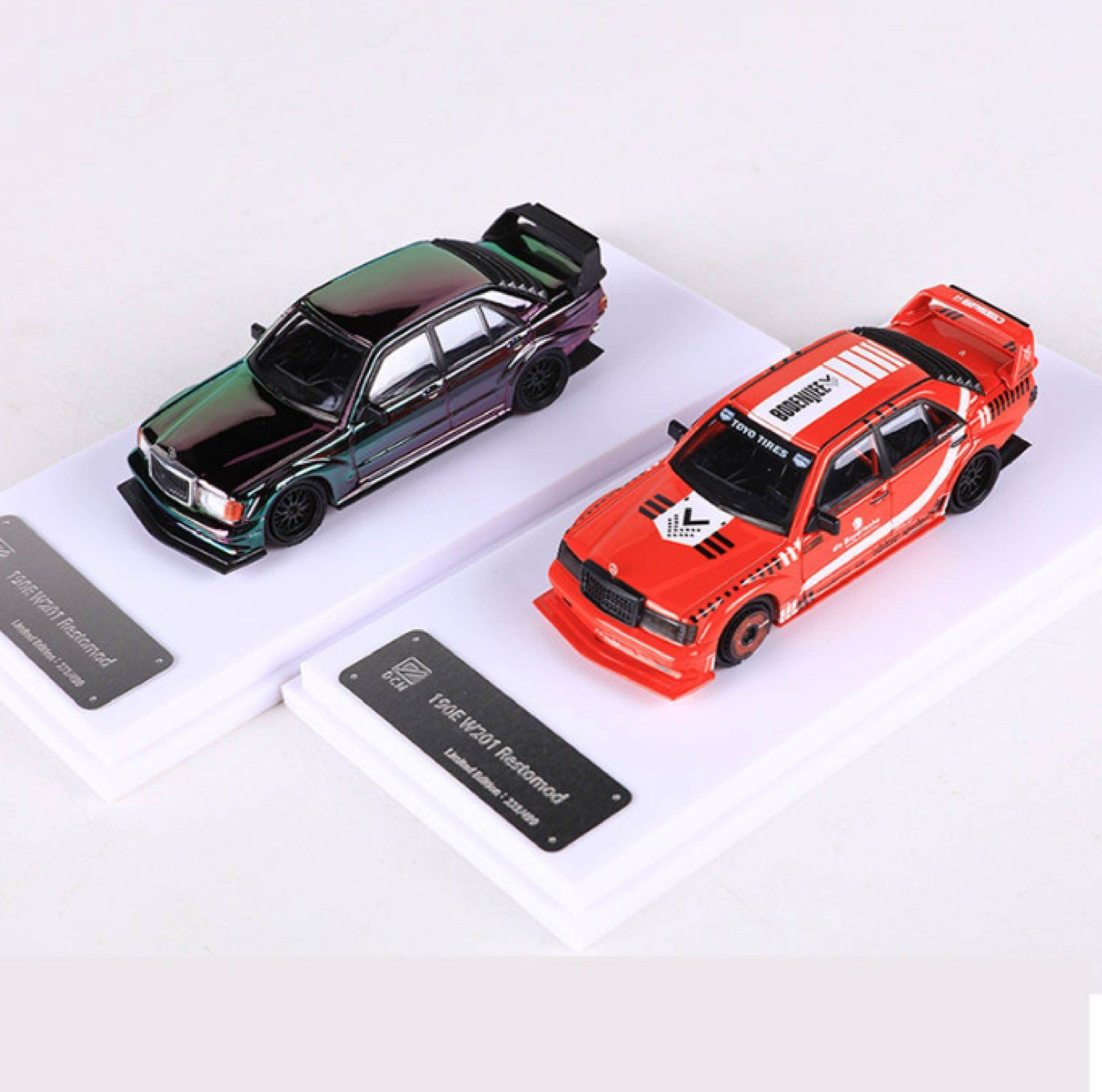  Mô hình xe Mercedes-Benz 190E W201 có hộp mica tỉ lệ 1:64 DCM OT64021 