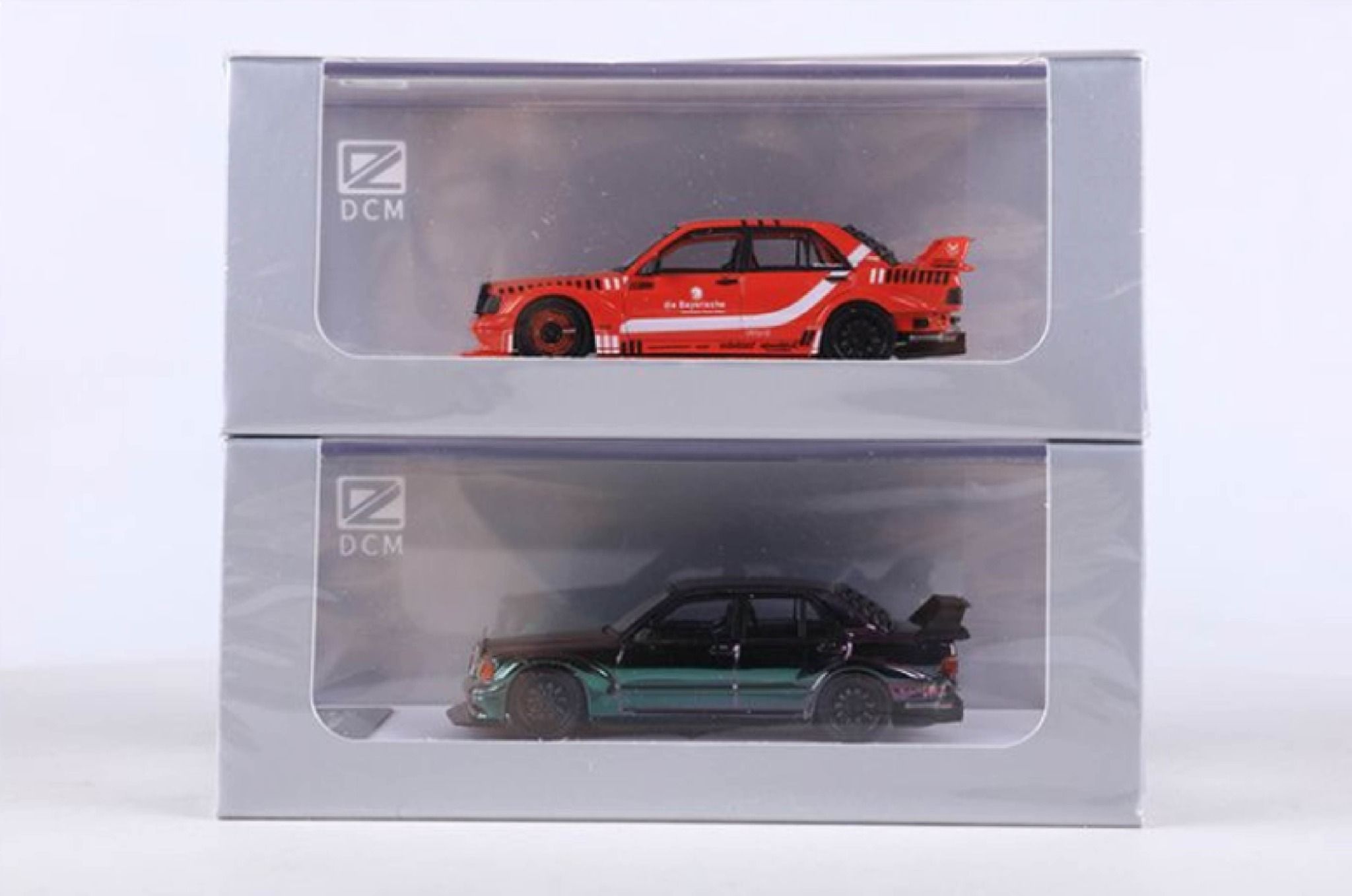  Mô hình xe Mercedes-Benz 190E W201 có hộp mica tỉ lệ 1:64 DCM OT64021 