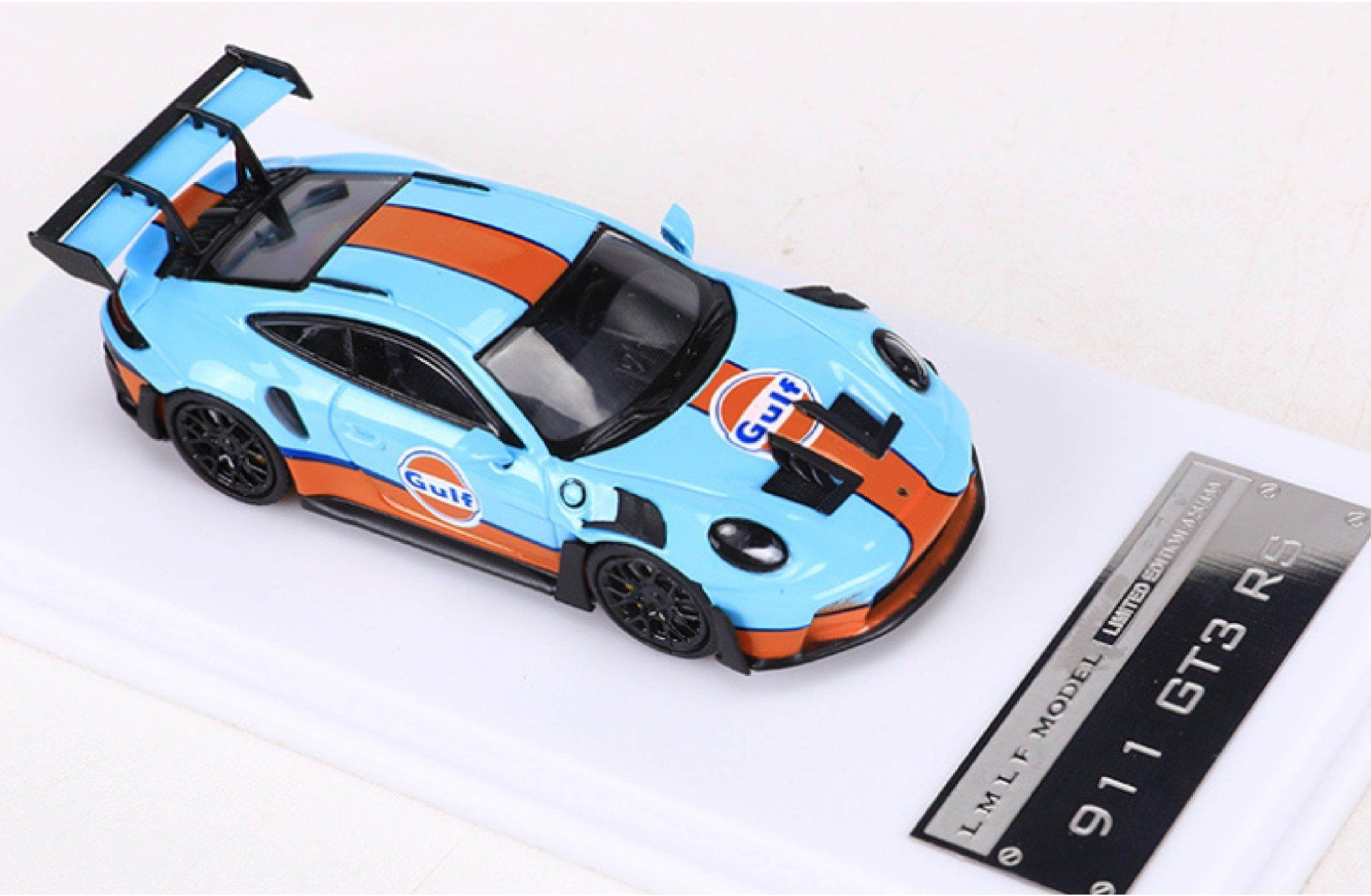  Mô hình xe Porsche 911(992) GT3 RS LMLF tỉ lệ 1:64 có đế và hộp mica LMLF OT64028 