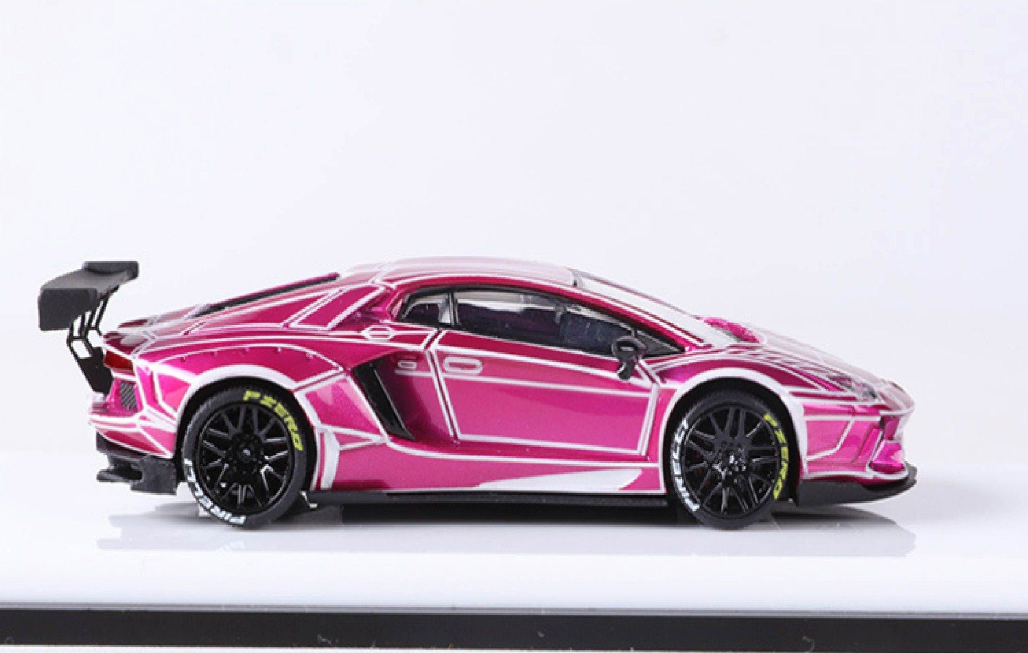  Mô hình xe Lamborghini LP700 Aventador phiên bản cao cấp có bánh phụ hộp và đế mica tỉ lệ 1:64 Demon King Model KM-LP700 