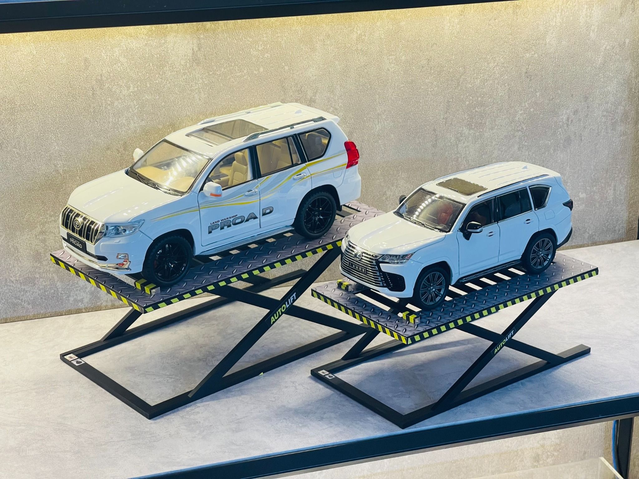  Phụ kiện bàn nâng xe mô hình bằng mica tỉ lệ 1:24 - 1:18 - 1:64 Autono1 PK476 