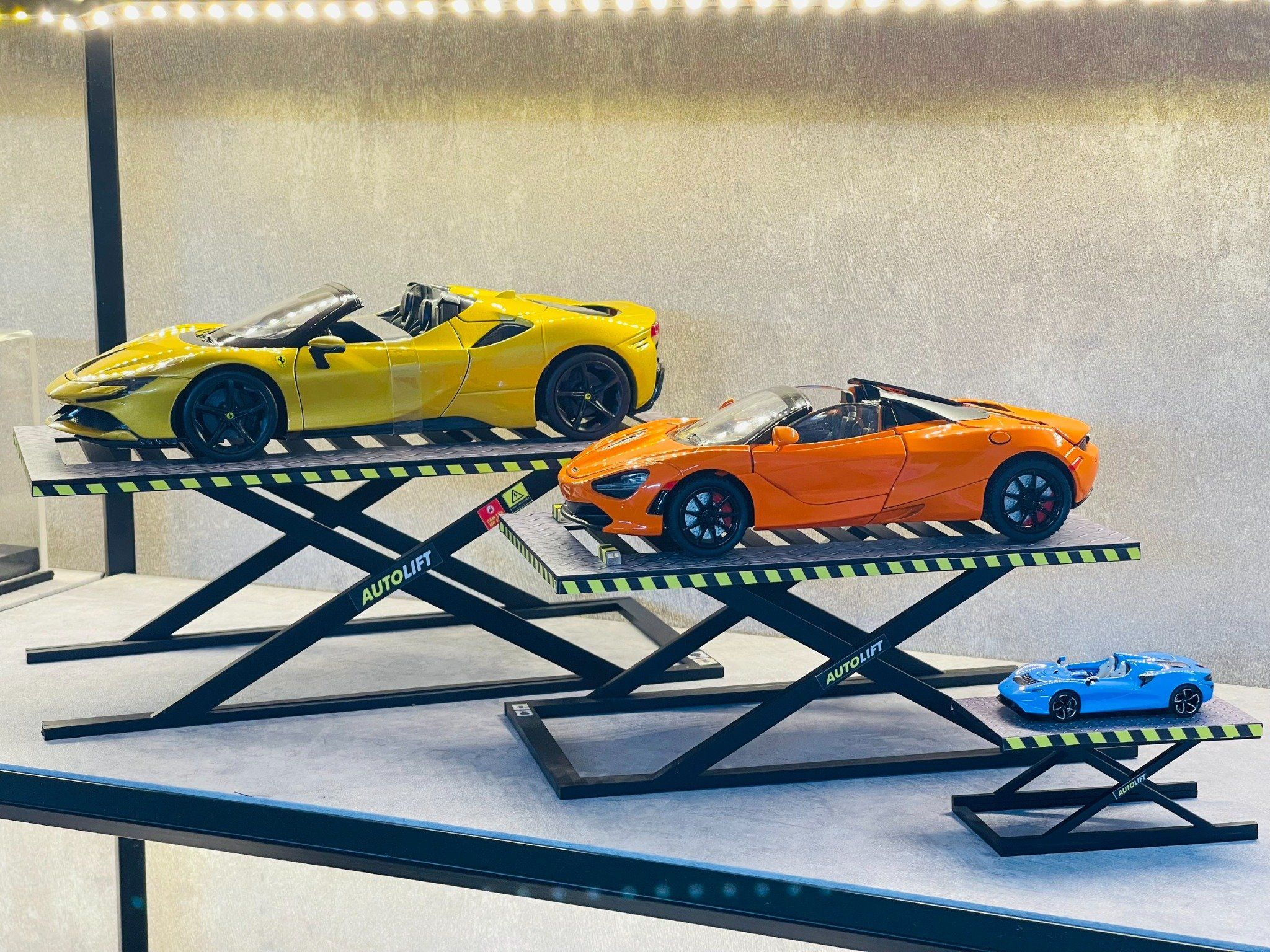  Phụ kiện bàn nâng xe mô hình bằng mica tỉ lệ 1:24 - 1:18 - 1:64 Autono1 PK476 