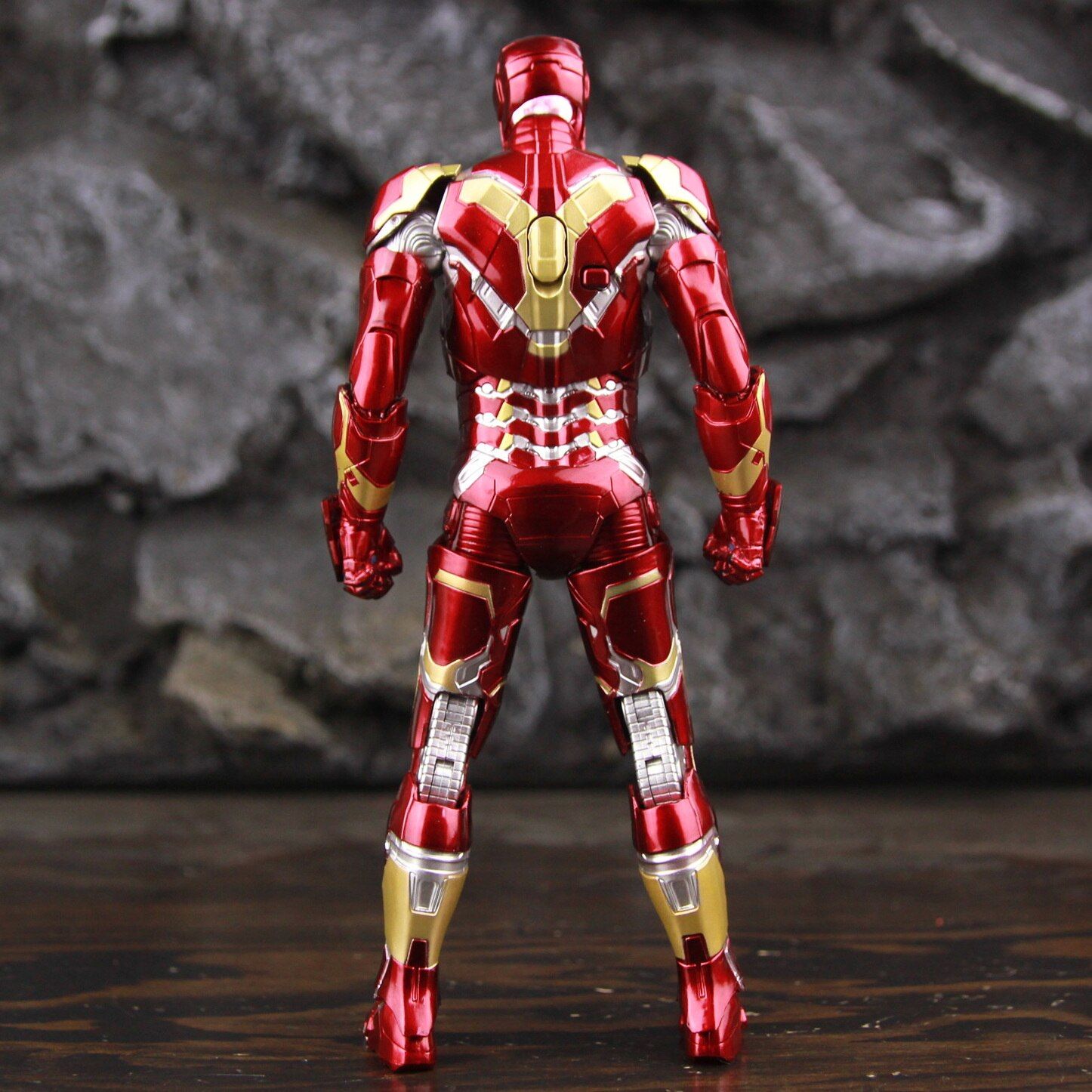  Mô hình nhân vật Marvel Iron man người sắt có đèn MK43 Mark XLIII Avengers SHF tỉ lệ 1:10 18CM ZD Toys FG263 