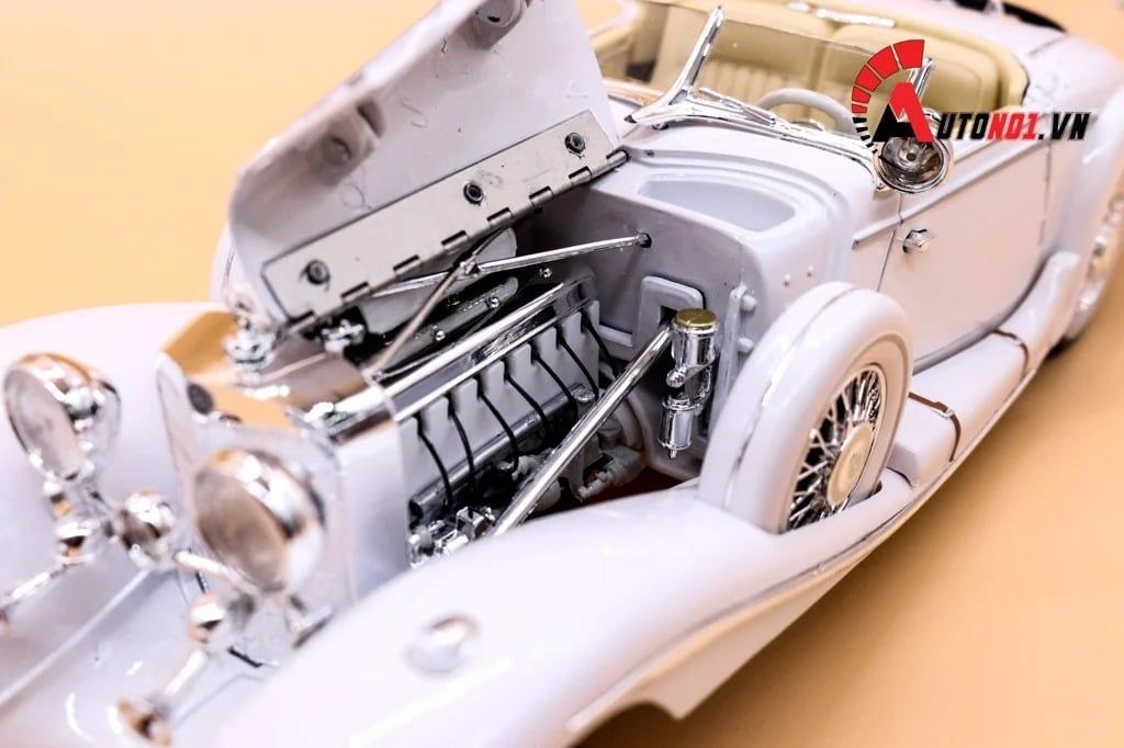  Mô hình xe Mercedes Benz 500k Typ Special Roadster 1936 Grey 1:18 Maisto 3996 