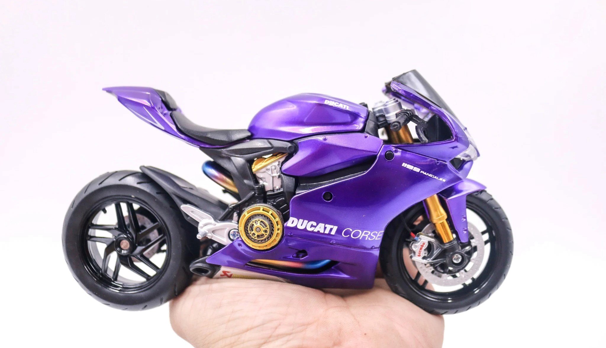  Mô hình xe độ Ducati 1199 Purple độ nồi khô 1:12 Autono1 D221K 