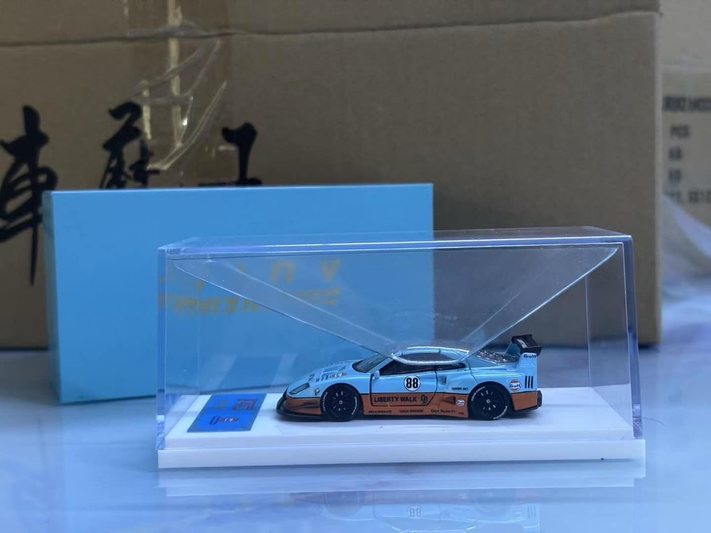  Mô hình xe Ferrari F40 LBWK Gull wing doors tỉ lệ Demon King OT64225 