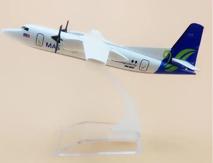  Mô hình máy bay cánh quạt ATR72 Malaysia Maswings 16cm MB16196 