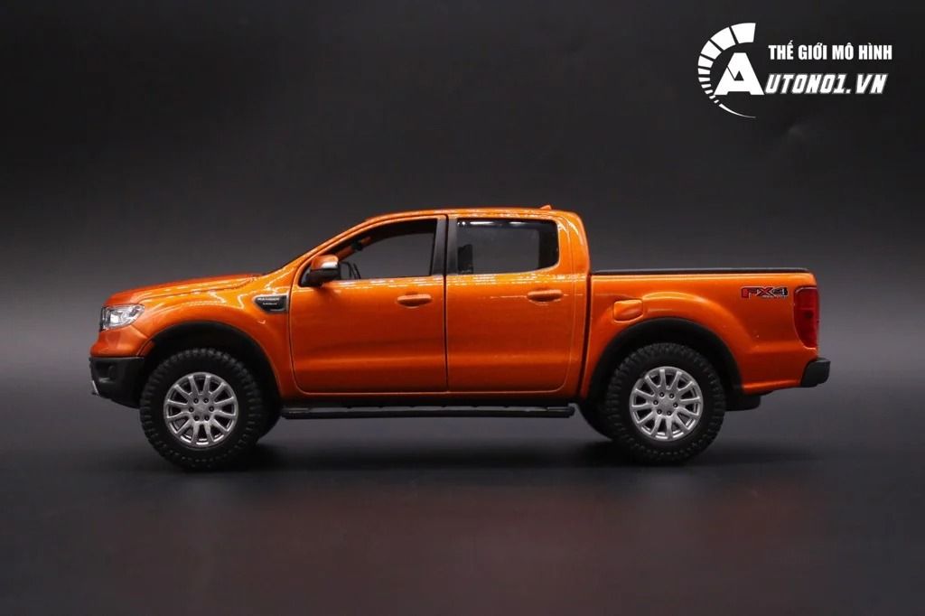  Mô hình xe Ford Raptor Ranger 1:27 mở được 2 cửa Maisto 7032 