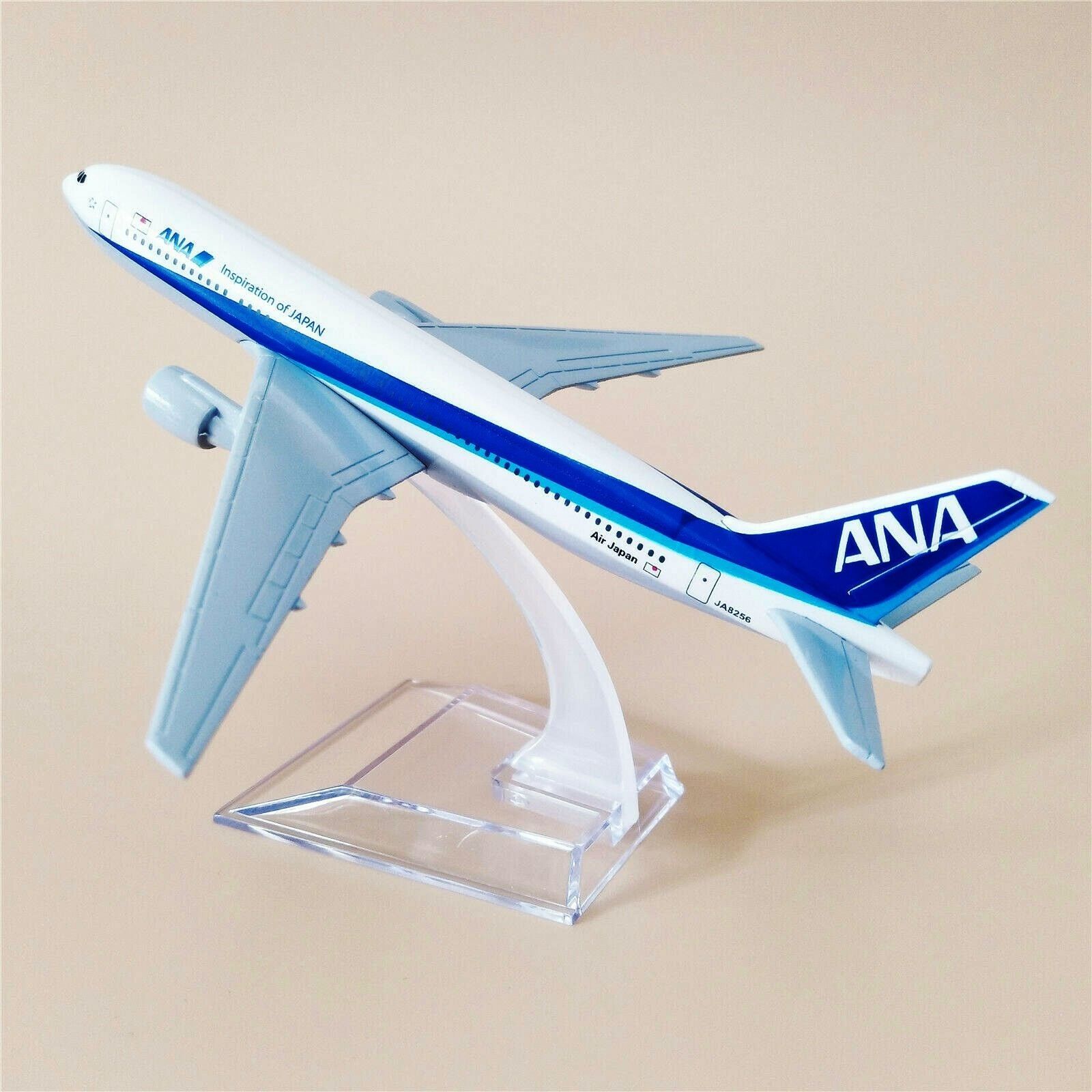  Mô hình máy bay Inspiration of Japan ANA Airlines Boeing B777 16cm MB16173 