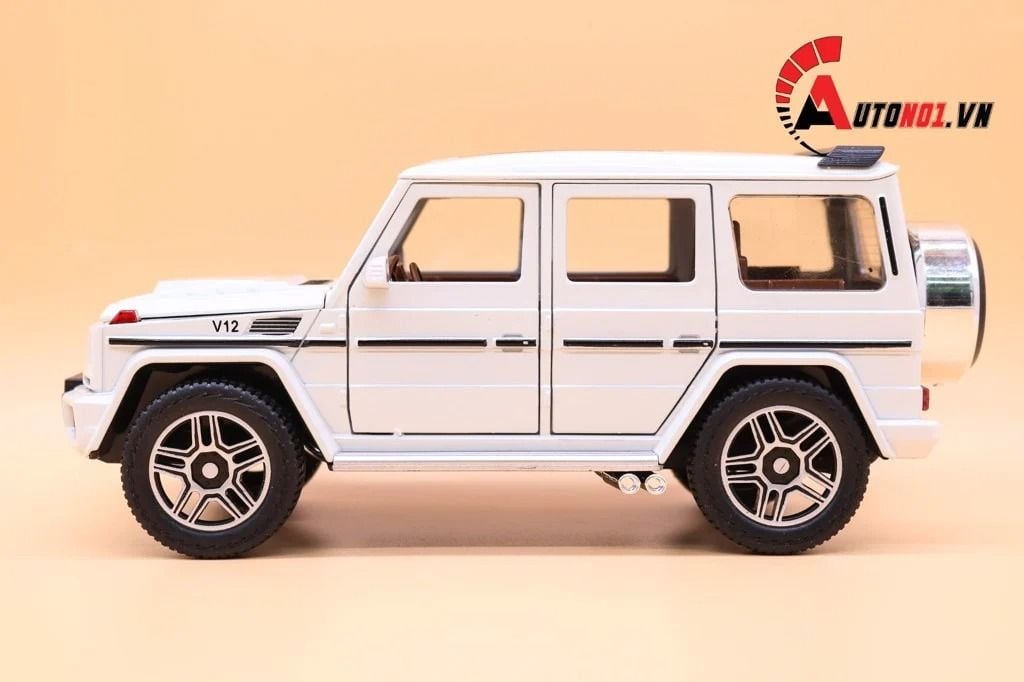  Mô hình xe Mercedes G-Klessa G63 V12 full open 1:24 Chezhi OT402 