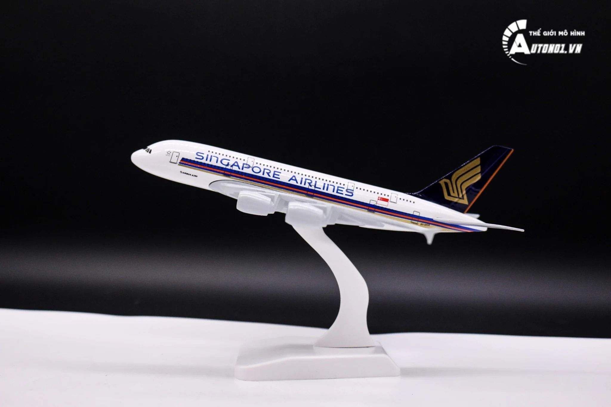 Đồ chơi mô hình máy bay AIRBUS A380 KAVY No 8807 chất liệu hợp kim có nhạc  và đèn đẹp bền có thể trang trí  Giá Tiki khuyến mãi 260000đ 