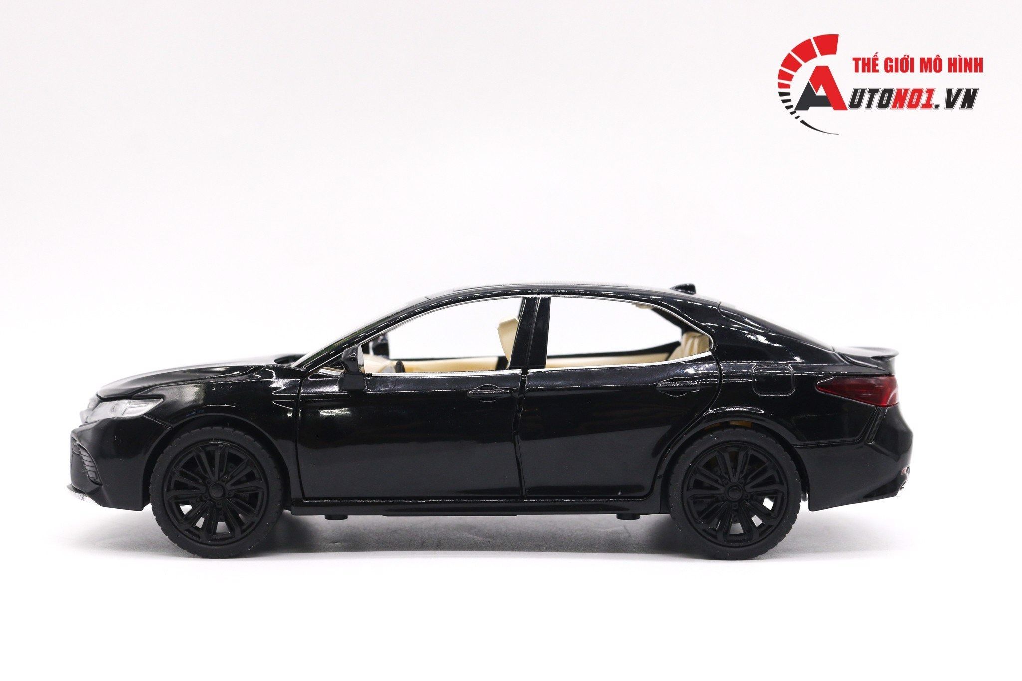  Mô hình xe Sedan Toyota Camry 2020 full open có âm thanh đèn tỉ lệ 1:24 Chezhi OT409 