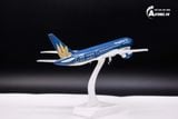  Mô hình máy bay Viet Nam Airlines Boeing B787 Dreamliner 20cm MB20012 