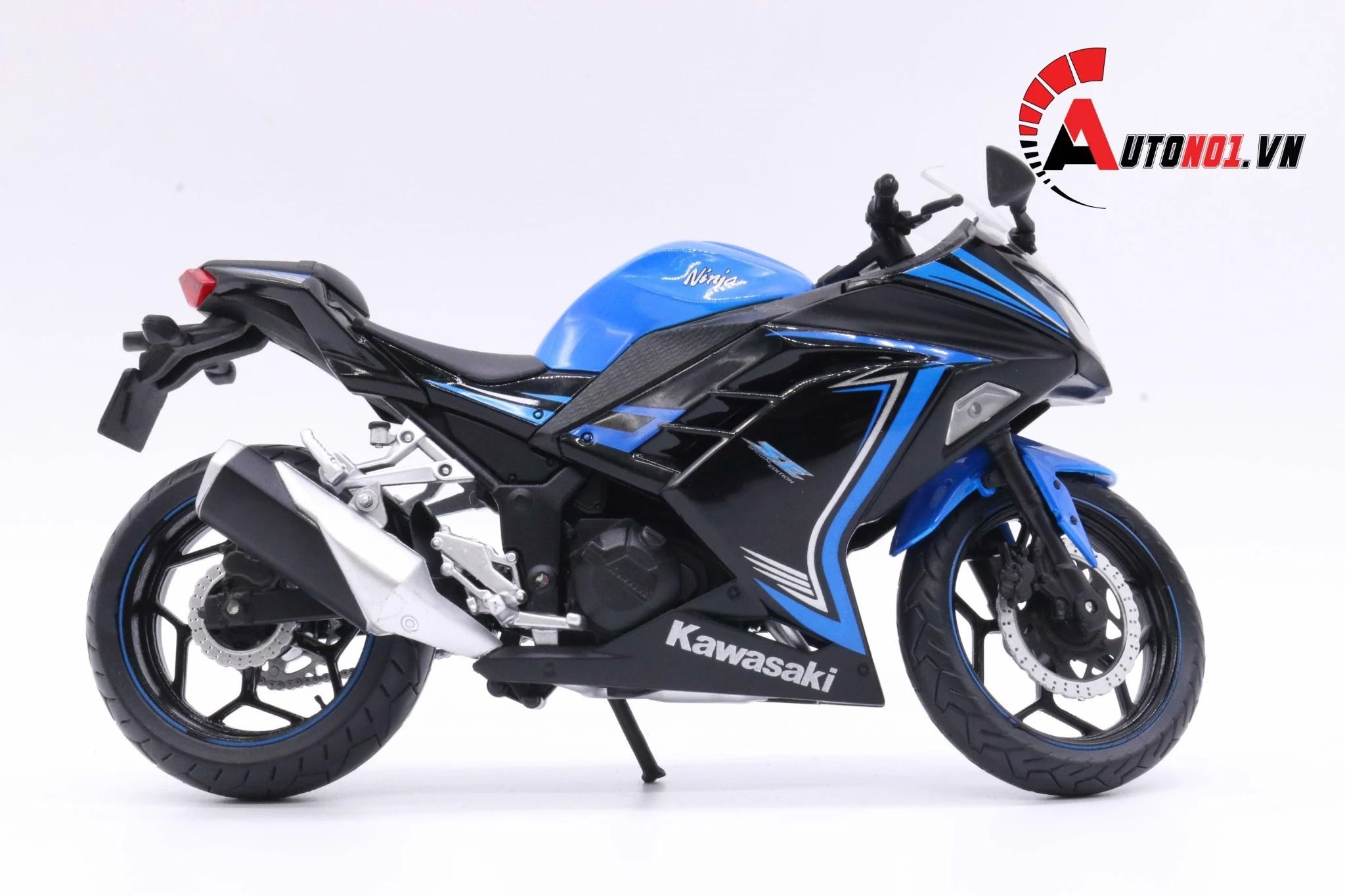 Mô hình xe mô tô Kawasaki Ninja 250 tỉ lệ 1:12 Automax 5796 