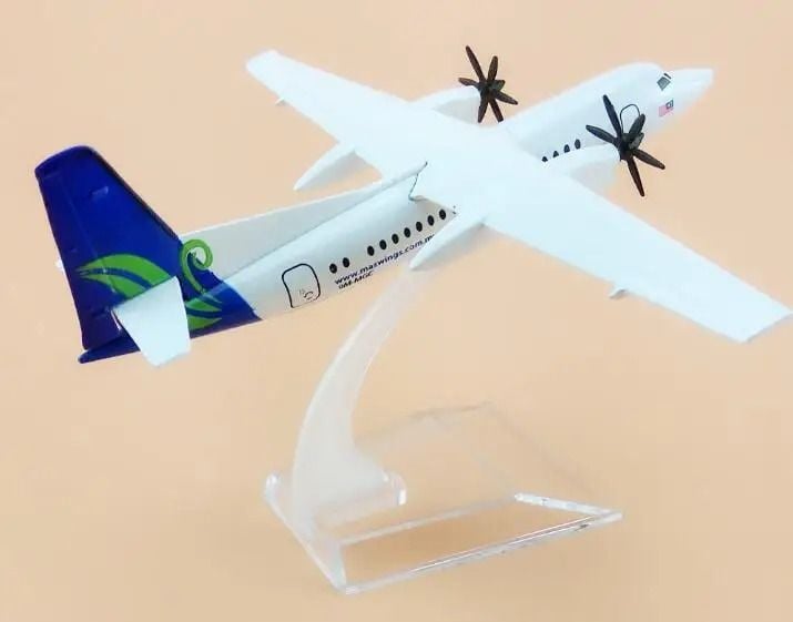  Mô hình máy bay cánh quạt ATR72 Malaysia Maswings 16cm MB16196 