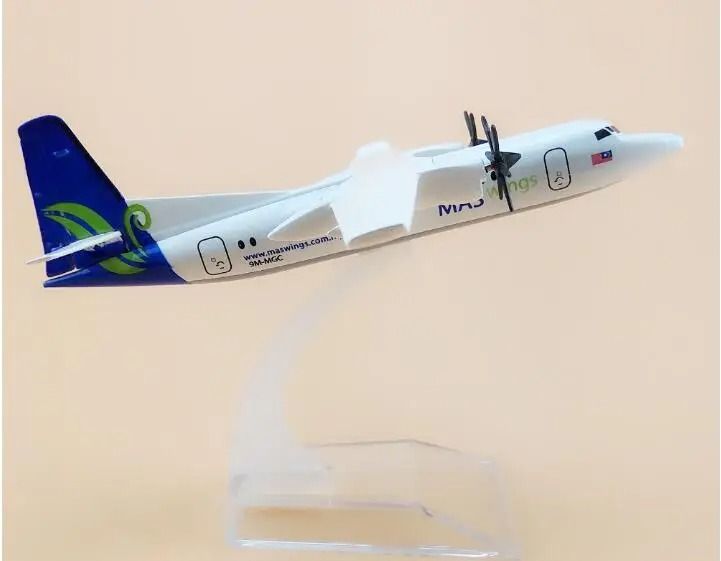  Mô hình máy bay cánh quạt ATR72 Malaysia Maswings 16cm MB16196 
