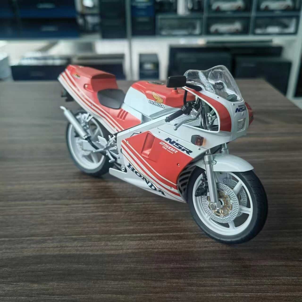  Mô hình xe mô tô Honda NSR 250R SP R4 tỉ lệ 1:12 Aoshima MT12003 