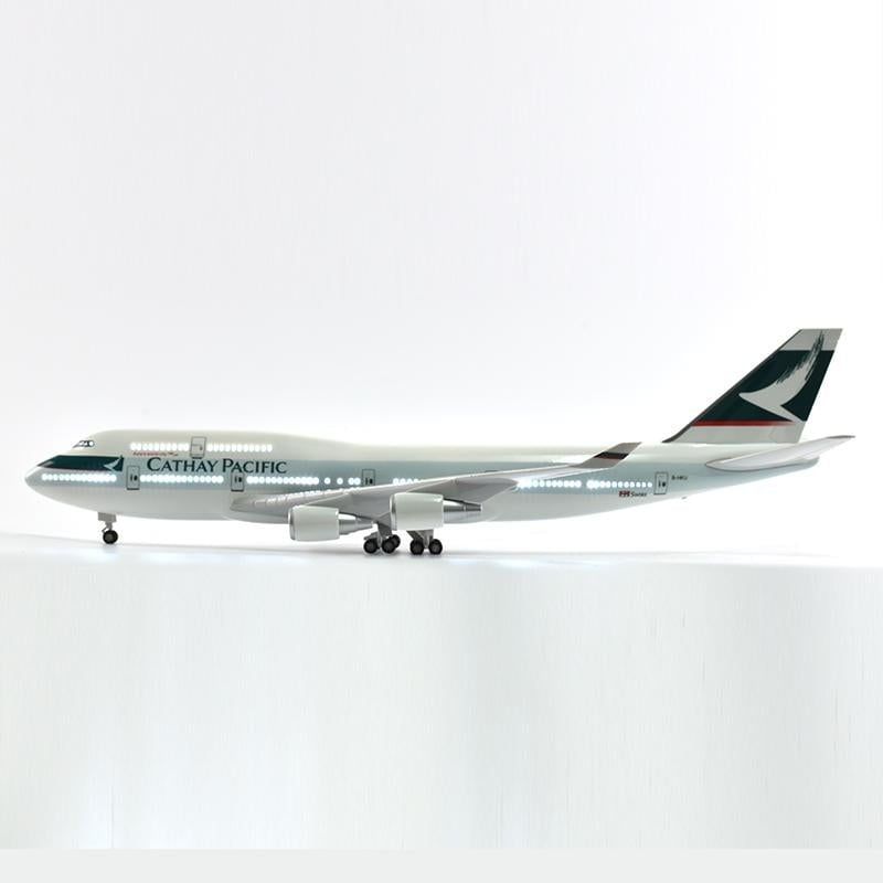  Mô hình máy bay Cathay Pacific Airlines Boeing B747 47cm có đèn led tự động theo tiếng vỗ tay hoặc chạm MB47050 