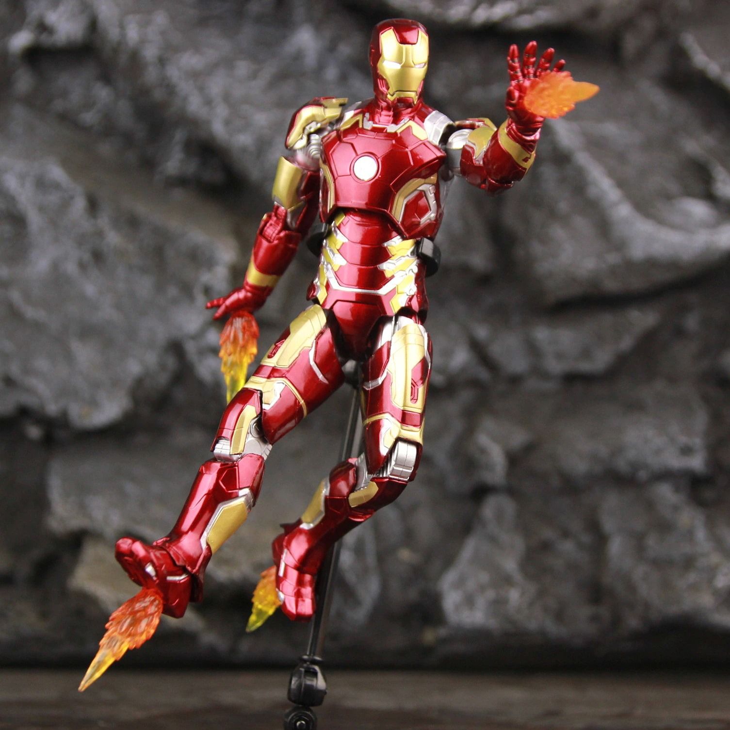  Mô hình nhân vật Marvel Iron man người sắt có đèn MK43 Mark XLIII Avengers SHF tỉ lệ 1:10 18CM ZD Toys FG263 