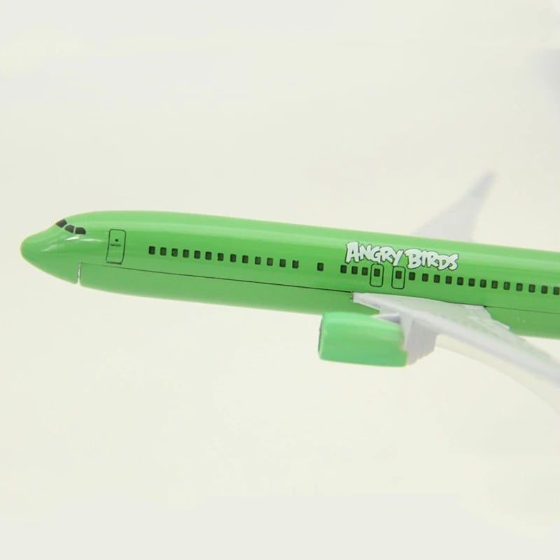 Mô hình máy bay Angry Bird Airlines Green Boeing B737-800 16cm MB16150