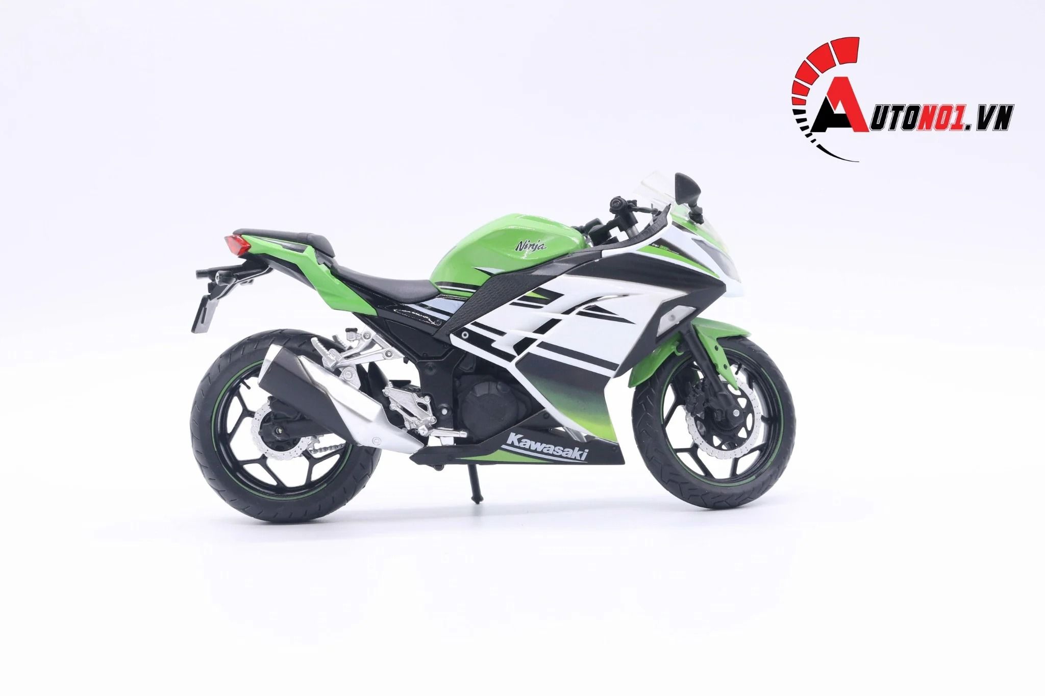  Mô hình xe mô tô Kawasaki Ninja 250 tỉ lệ 1:12 Automax 5796 