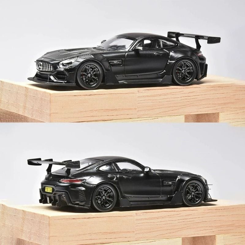  Mô hình xe Mercedes-Benz AMG GT S Carbon tỉ lệ 1:64 RM Rhino model OT64223 