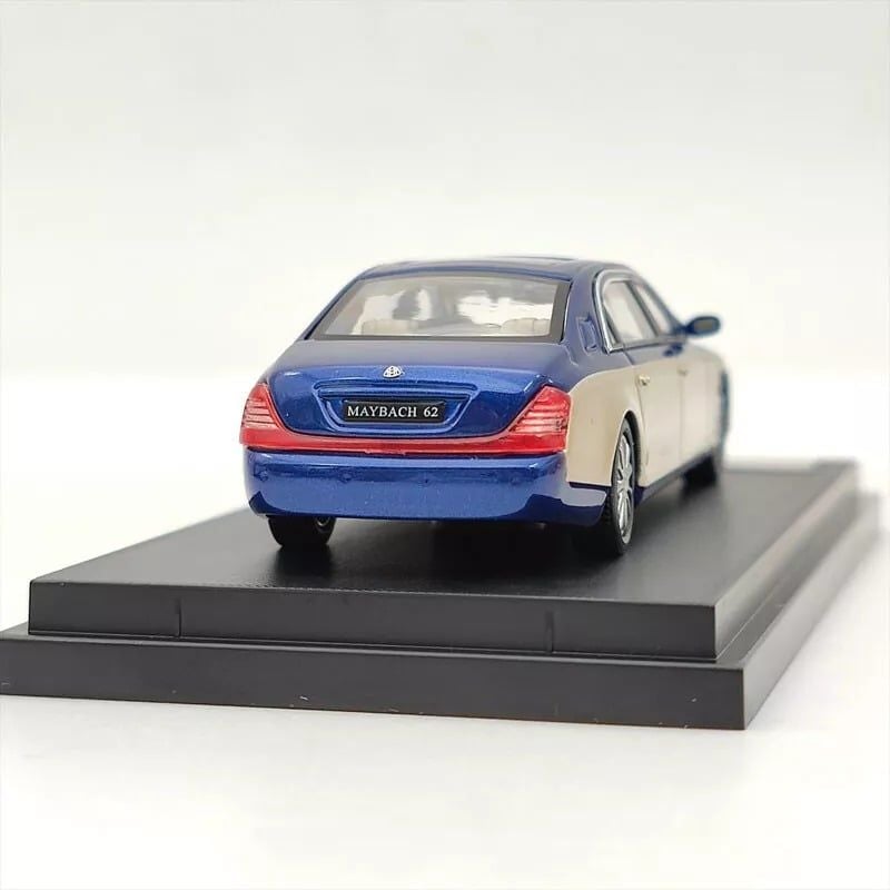  Mô hình xe Mercedes Benz Maybach 62S tỉ lệ 1:64 Stance Hunters OT64198 